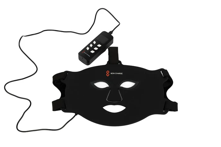 Red-Light-Face-Mask-4_926d11ea-fbc9-4f50-bb11-2c4eee25e89e