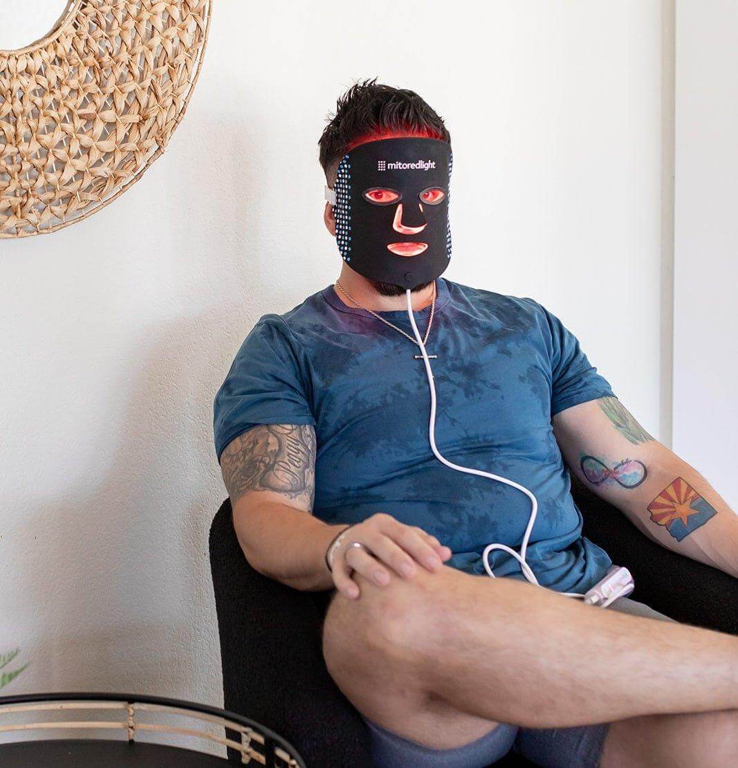 mitoclear-red-light-therapy-mask-with-blue-light-therapy-for-acne-110818